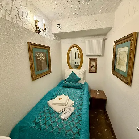 Hotel Und Restaurant Loewenbraeu Koeln-3